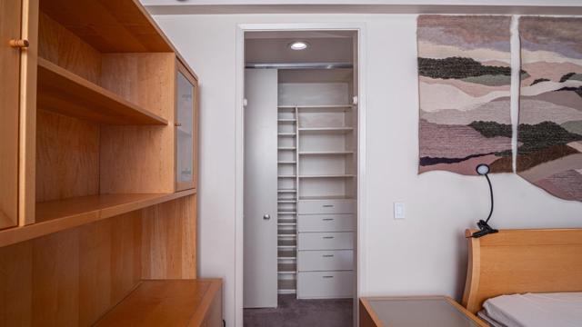 15 Kiowa Court, Portola Valley CA: https://media.crmls.org/mediaz/b343e953-e717-444b-979c-6ea3f7f292b1.jpg