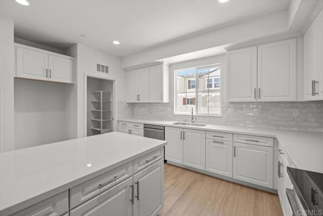 8670 Amherst Street, Santee CA: https://media.crmls.org/mediaz/b345d8b4-03d6-4d12-a519-08c7d41f1216.jpg