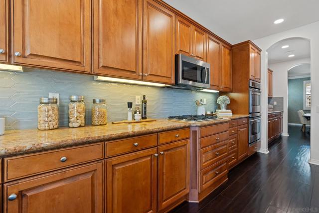 1008 Brightwood Drive., San Marcos CA: https://media.crmls.org/mediaz/b345d988-351e-408e-b64e-a0437afd99fe.jpg