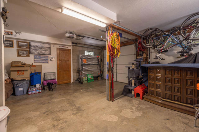 308 W Rainbow Boulevard, Big Bear CA: https://media.crmls.org/mediaz/b345f87c-67a9-44d6-9d5e-2a6d8af2be45.jpg