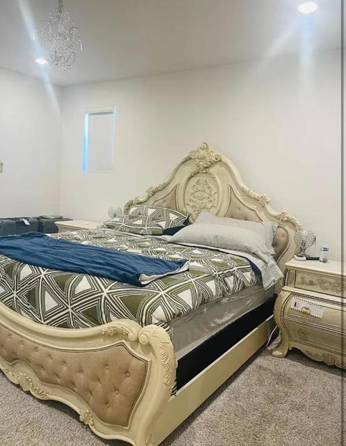 2030 Rosewood Drive, Hollister CA: https://media.crmls.org/mediaz/b3460836-63d4-4e86-8495-8d7dd2e22ba7.jpg