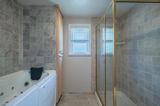 22470 Estoque Place, Salinas CA: https://media.crmls.org/mediaz/b3470d23-6983-4202-a95a-59e029f58621.jpg