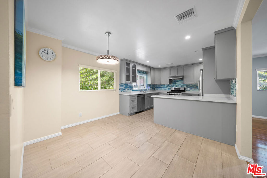 MLS #25618455 image #13