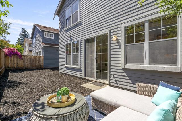 87 Chester Circle, Los Altos CA: https://media.crmls.org/mediaz/b347649d-1fda-4ac8-a393-5ebf9f30d3b6.jpg