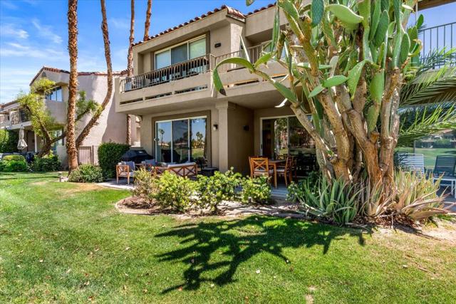 55347 Winged Foot, La Quinta CA: https://media.crmls.org/mediaz/b348217d-7598-4a40-bfa1-379a703e9c56.jpg