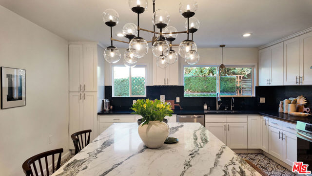 4427 S Wilton Place, Los Angeles CA: https://media.crmls.org/mediaz/b34828be-3f23-4a3a-b1be-68e1468883d3.jpg