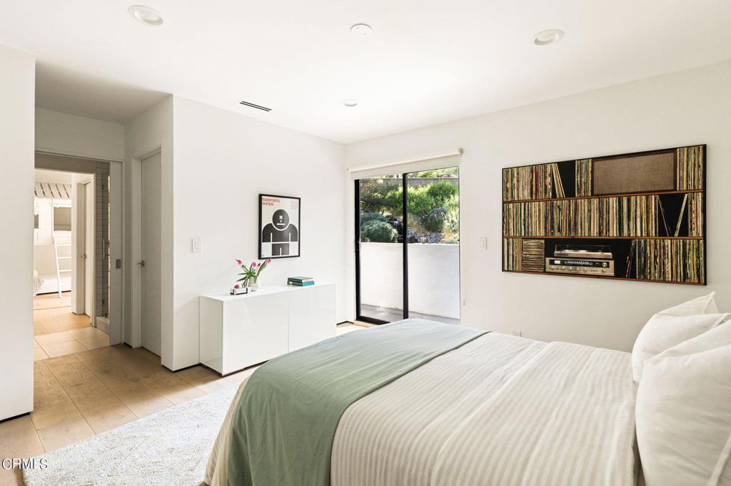 11210 Briarcliff LaneStudio City img 9