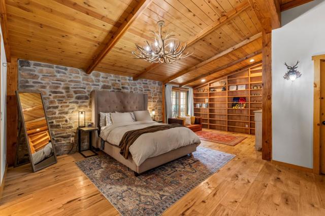 8697 Dyer Road, Salinas CA: https://media.crmls.org/mediaz/b349478c-62d8-4ad0-a455-f563d47609d9.jpg