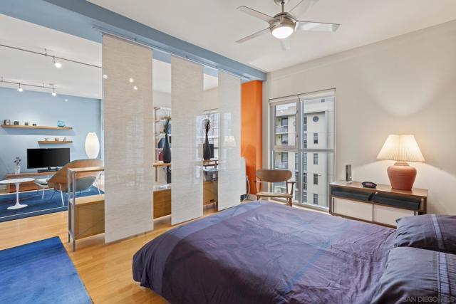 3812 Park Blvd, San Diego CA: https://media.crmls.org/mediaz/b34a607e-72f1-414c-9dec-09b612349d5b.jpg