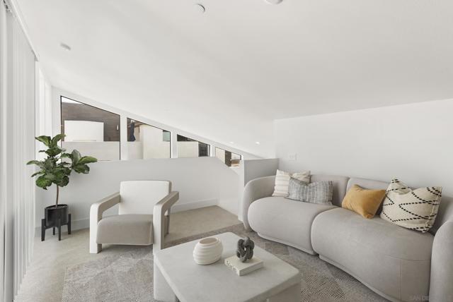 8353 Distinctive Dr, San Diego CA: https://media.crmls.org/mediaz/b34af9f5-8fe8-495b-ac16-6aae7b4552c4.jpg