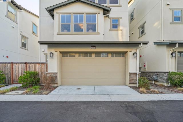 37898 Seafarer Road, Newark CA: https://media.crmls.org/mediaz/b34c5e0a-f887-48ab-942a-027f5da04c66.jpg