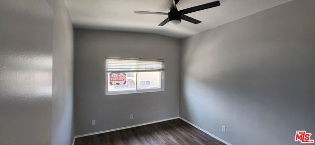 101 Catamaran (#3,4,5,6) Street, Marina del Rey CA: https://media.crmls.org/mediaz/b34e2c9a-36e7-425b-9f59-586ed05d7f9a.jpg