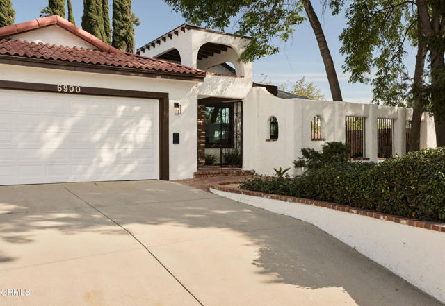 6900 Lurline Avenue, Los Angeles CA: https://media.crmls.org/mediaz/b34fa3cb-3ebe-45dd-9215-230fa54af94f.jpg