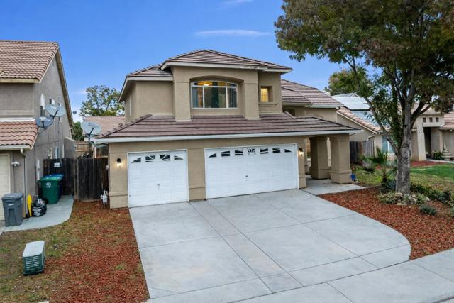1697 Via Milano Drive, Gustine CA: https://media.crmls.org/mediaz/b34fc417-d49c-4cd6-ba65-a7be2b823b75.jpg