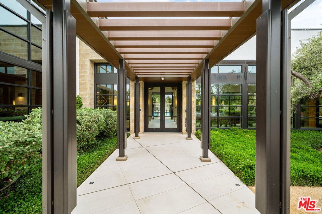 B35065da 5547 409f B679 Ca2a385db842