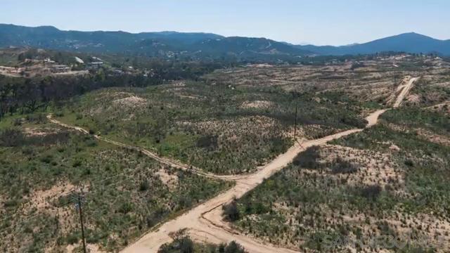 0 Bunny Dr, Jamul CA: https://media.crmls.org/mediaz/b3511468-d203-4ad6-b5fc-e6dbae862e3d.jpg