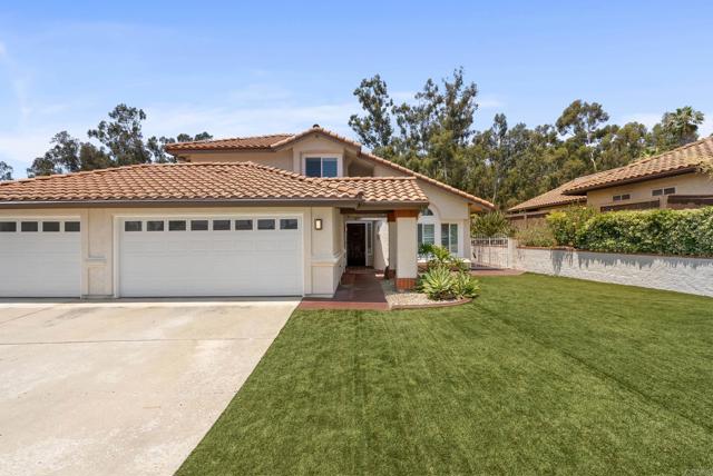 Detail Gallery Image 4 of 48 For 11673 Calle Simpson, El Cajon,  CA 92019 - 4 Beds | 2/1 Baths