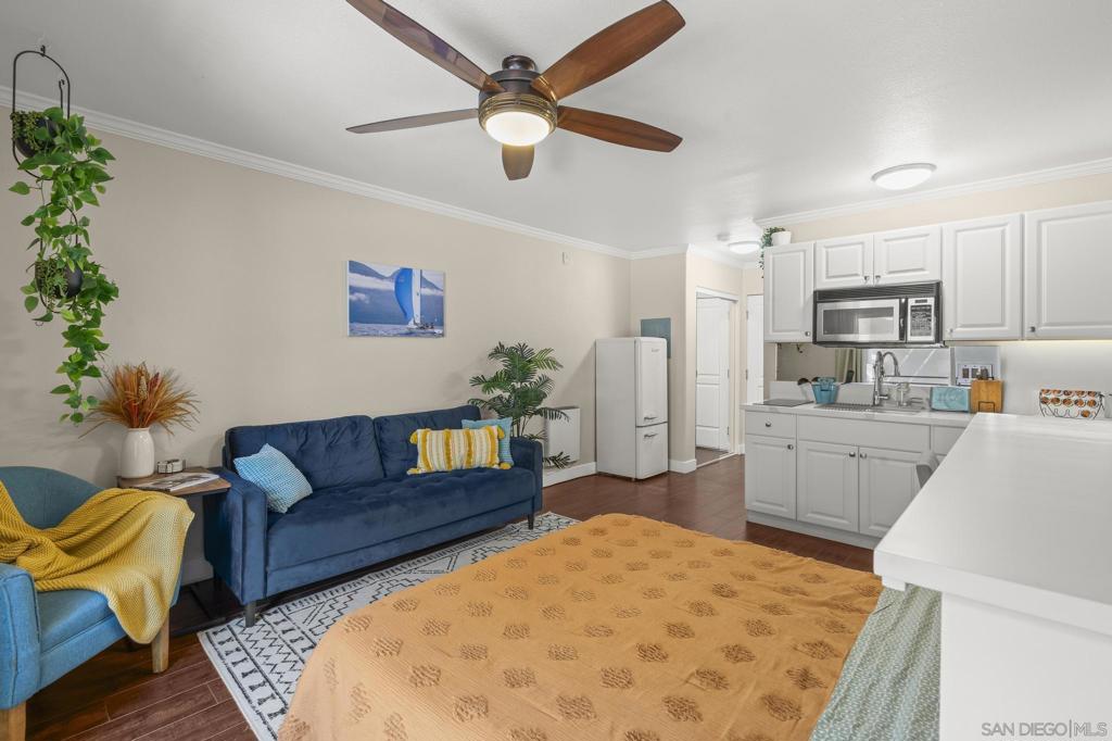 MLS #250037924SD image #12