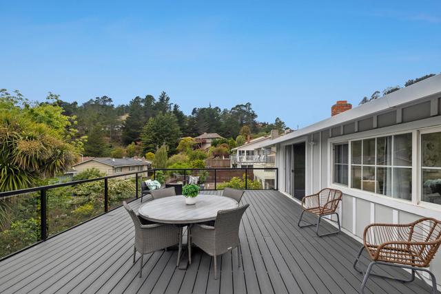 1001 Everglades Drive, Pacifica CA: https://media.crmls.org/mediaz/b3535af8-e224-4db0-b705-ae215c3fe03c.jpg