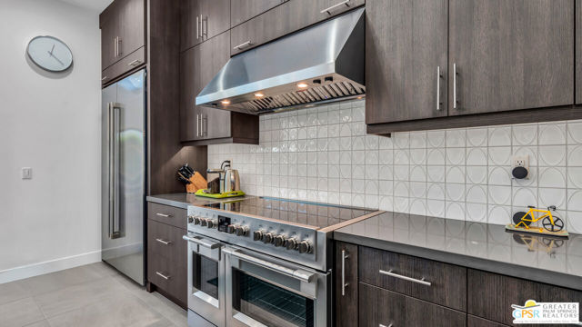 4321 Lumina Way, Palm Springs CA: https://media.crmls.org/mediaz/b35441e7-01ac-4291-b638-9990d0de0415.jpg