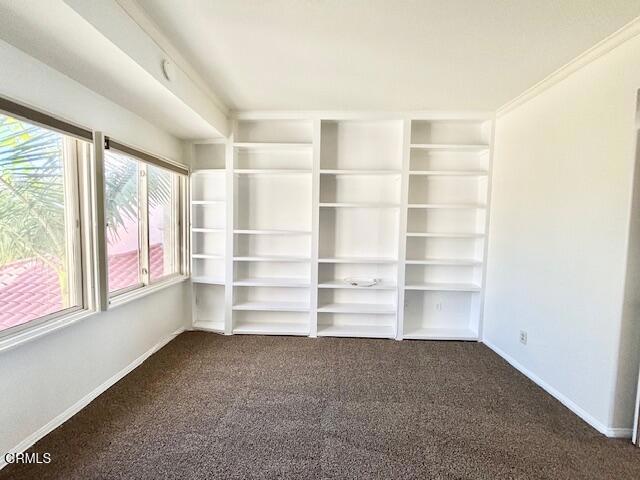 4249 Harbour Island Lane, Oxnard CA: https://media.crmls.org/mediaz/b355ea22-bdb0-4296-aa94-b3d3fed0f1ac.jpg