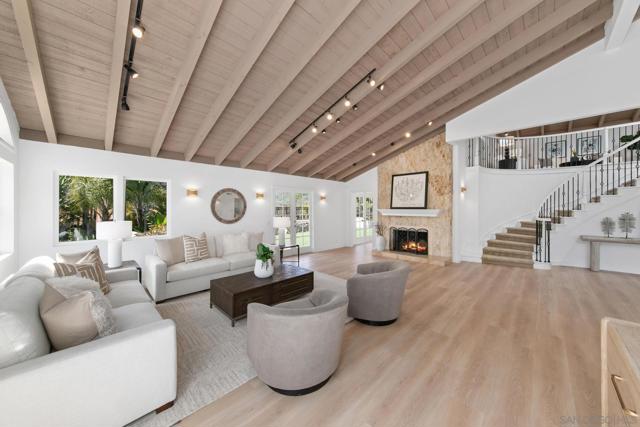 6937 Paseo Laredo, La Jolla CA: https://media.crmls.org/mediaz/b356733d-eadd-43c7-926d-ce445a51ca94.jpg