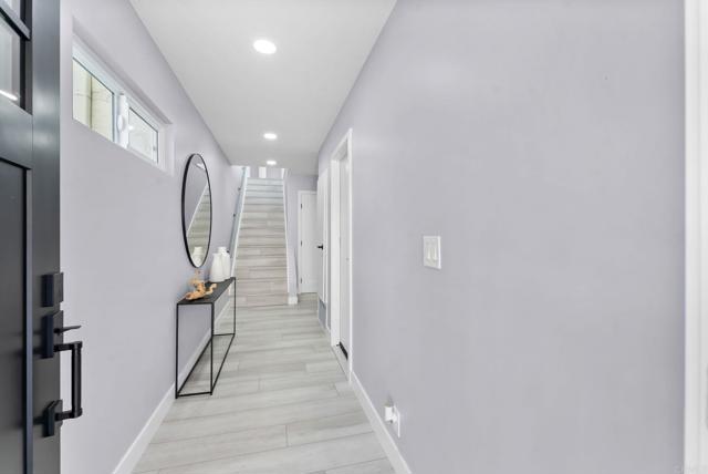 Detail Gallery Image 4 of 41 For 1413 La Salina St, Oceanside,  CA 92054 - 3 Beds | 2 Baths