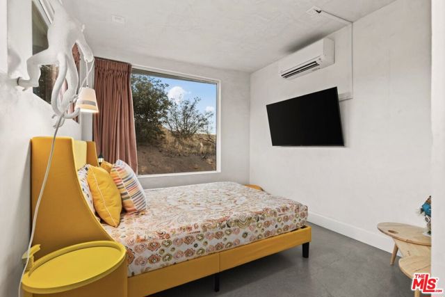 5195 Pioneertown Road, Pioneertown CA: https://media.crmls.org/mediaz/b35a8928-b973-4617-be54-53243bc0e540.jpg