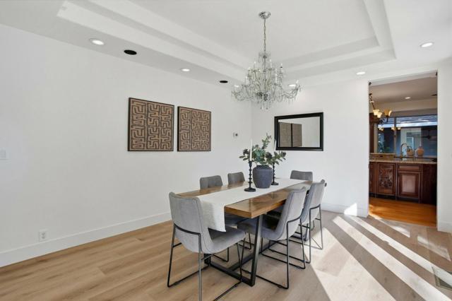 3895 Fair Oaks Boulevard, Sacramento CA: https://media.crmls.org/mediaz/b35b7b57-2378-4210-bad6-ea63c376ca90.jpg