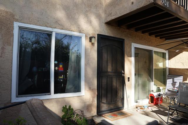 Detail Gallery Image 3 of 22 For 1908 Hawaii, West Covina,  CA 91792 - 2 Beds | 1/1 Baths