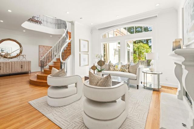 6 Zachary Court, Menlo Park CA: https://media.crmls.org/mediaz/b35c372f-80a0-4ae6-b30e-0683ad7b4776.jpg