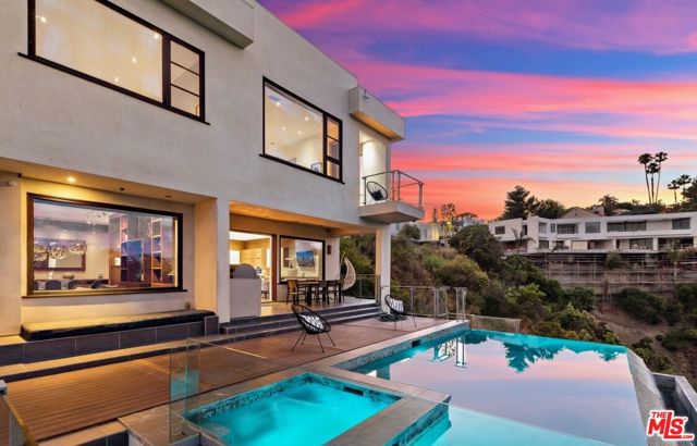 1018 Stradella Road, Los Angeles CA: https://media.crmls.org/mediaz/b35d4383-0bee-4fec-84af-d86b71eb7d17.jpg