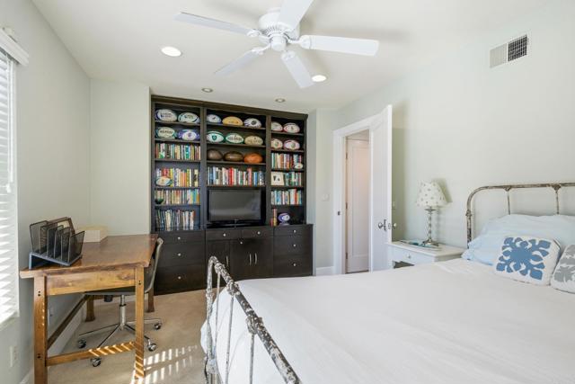 Detail Gallery Image 17 of 41 For 13184 Janetta Pl, San Diego,  CA 92130 - 4 Beds | 3 Baths