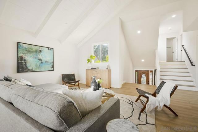 17515 Devereux Rd, San Diego CA: https://media.crmls.org/mediaz/b35eb337-d18b-4279-91d4-efecb5466414.jpg