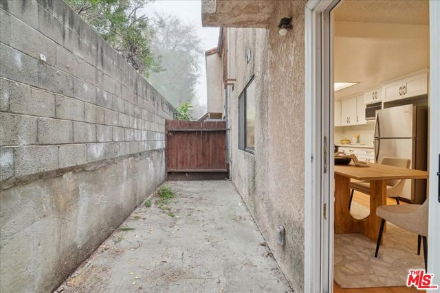 1050 S Garfield Avenue, Monterey Park CA: https://media.crmls.org/mediaz/b3619940-a26c-4e8e-b98f-53ca650c91d7.jpg