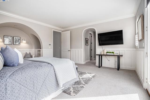 1049 S WEDGEWOOD DR, San Ramon CA: https://media.crmls.org/mediaz/b361f60d-fbe0-431a-ae75-9fcfbda270d1.jpg