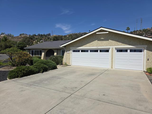 Detail Gallery Image 1 of 15 For 497 Vista Del Escuela, El Cajon,  CA 92019 - 3 Beds | 2 Baths