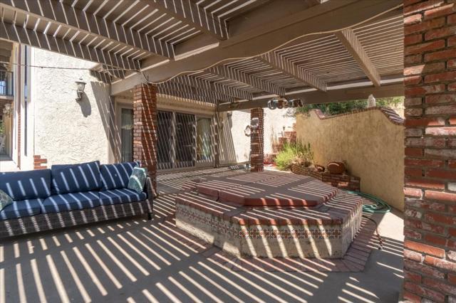 10207 Pool Station Road, Angels Camp CA: https://media.crmls.org/mediaz/b362614f-9d63-4f19-b319-d61da31521bb.jpg