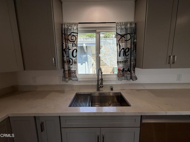 Detail Gallery Image 6 of 19 For 361 Grandview, Camarillo,  CA 93010 - 3 Beds | 2 Baths