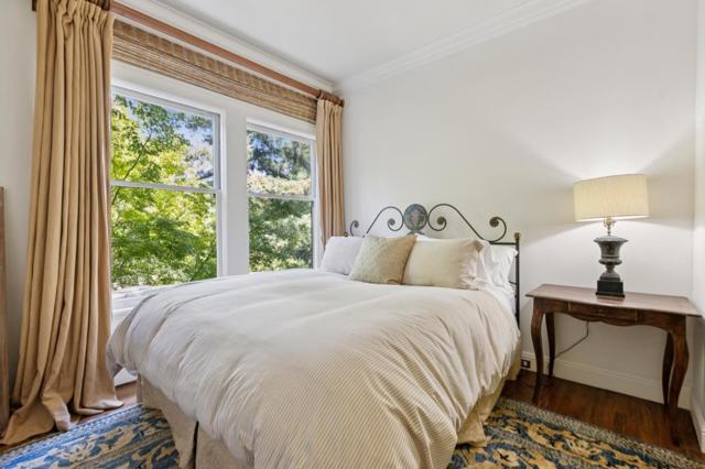 900 University Avenue, Palo Alto CA: https://media.crmls.org/mediaz/b36302e1-124e-431b-995d-a66a37745628.jpg