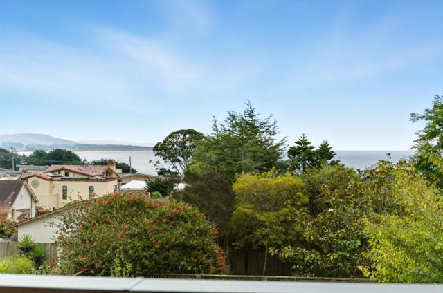 330 Avenue Cabrillo, El Granada CA: https://media.crmls.org/mediaz/b364e693-8e78-483d-9224-244802db5202.jpg