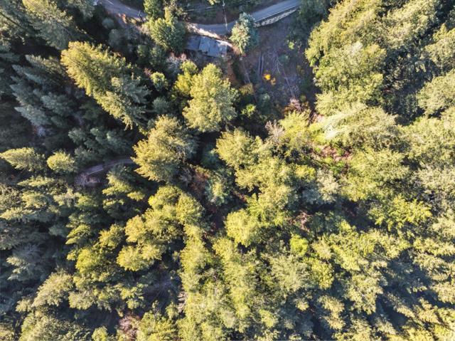 24140 Schulties Road, Los Gatos CA: https://media.crmls.org/mediaz/b367ec7a-f00d-4873-a38e-37aacc270c38.jpg