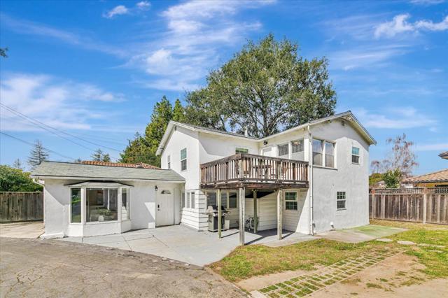 Image 2 of 30 For 871 Manor Way