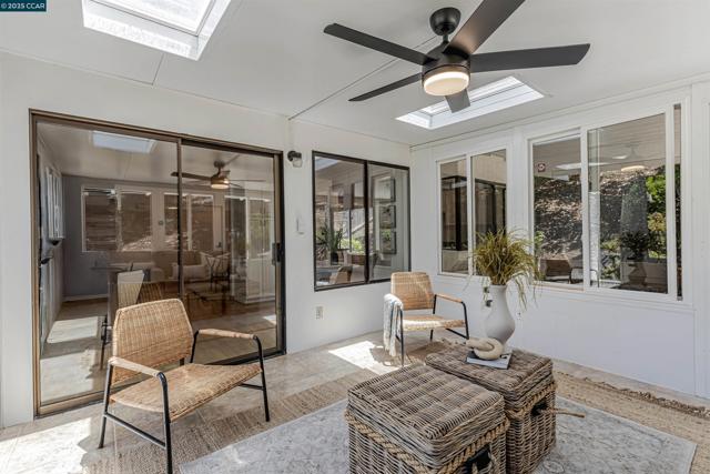4924 Rocky Rd, Richmond CA: https://media.crmls.org/mediaz/b36881e2-48e1-4bc2-b856-99b7f7861e3f.jpg