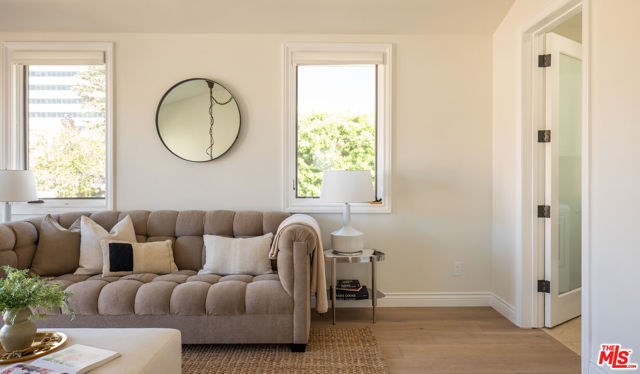 1113 Amherst Avenue, Los Angeles CA: https://media.crmls.org/mediaz/b3688a1d-2add-4dbe-9f36-164b3276ca28.jpg