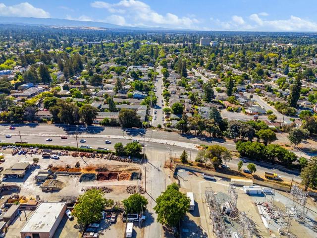 12 Church Street, Mountain View CA: https://media.crmls.org/mediaz/b368c8e5-819b-4a37-8bf5-c3d2d8431db2.jpg