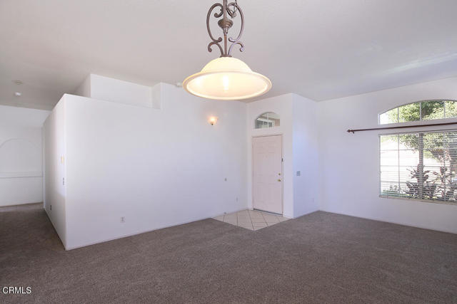26921 Saint Kitts Court, Murrieta CA: https://media.crmls.org/mediaz/b36af0ec-e3b4-4c43-961c-8e0da5eb2b92.jpg