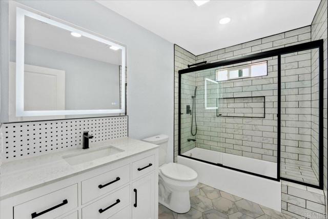 Detail Gallery Image 20 of 31 For 1197 Evilo St, El Cajon,  CA 92021 - 4 Beds | 3 Baths