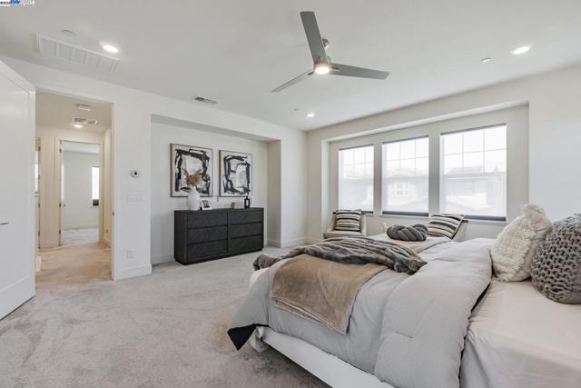 2002 Davoli Ct, San Ramon CA: https://media.crmls.org/mediaz/b36c14c3-96f0-4fe5-b097-12be9c66d123.jpg