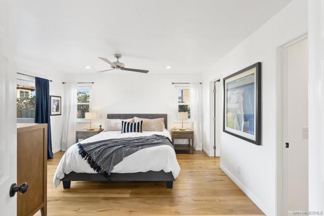 4474 Niagara Ave, San Diego CA: https://media.crmls.org/mediaz/b36c7056-a784-4a7c-97f2-553d0352e92c.jpg